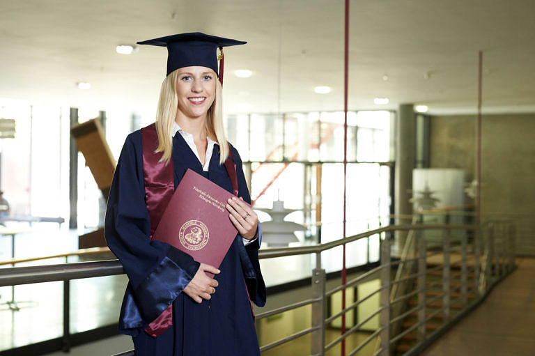 Beitragsbild für Abschlussarbeiten