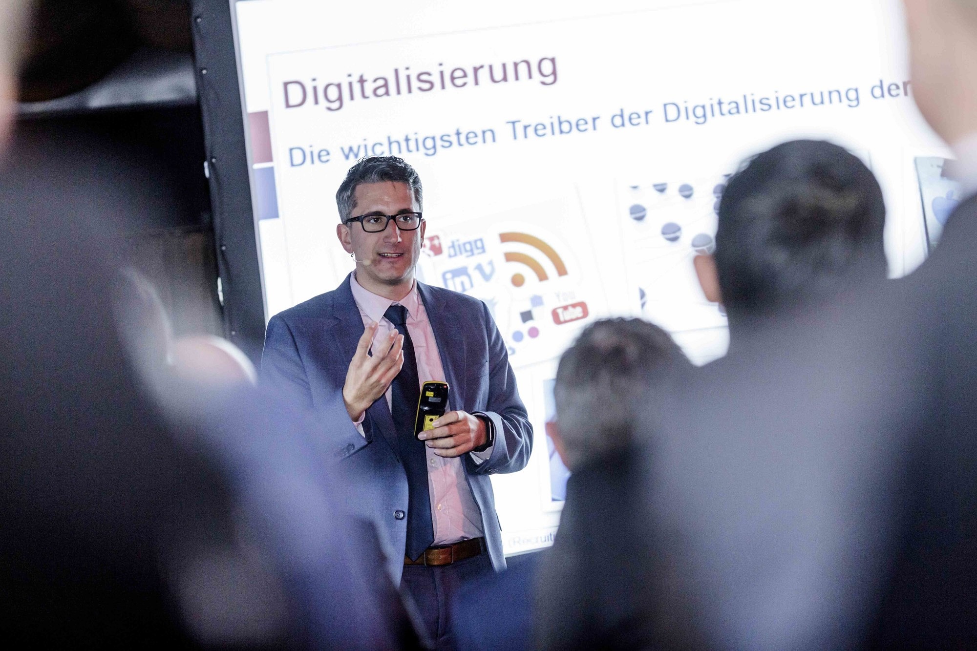 Symbolbild zum Artikel. Der Link öffnet das Bild in einer großen Anzeige.