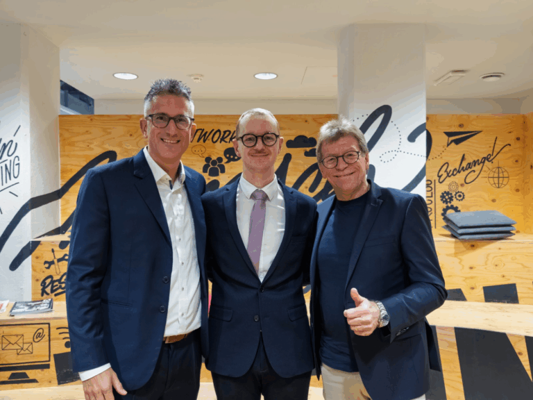 Florian Meier schließt seine Promotion erfolgreich ab