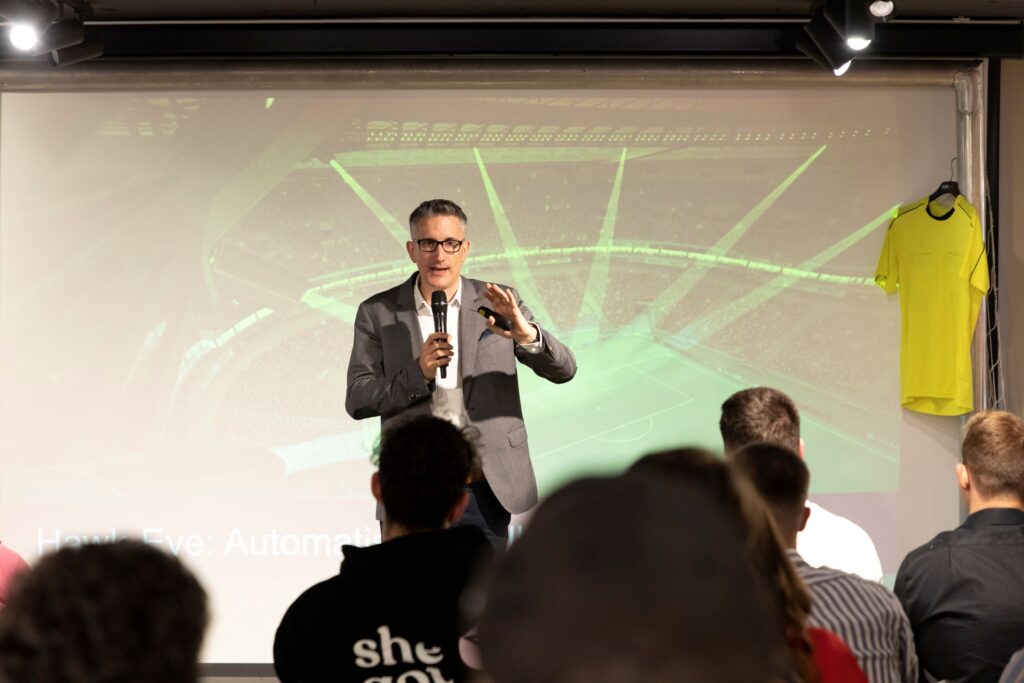 Prof. Dr. Sven Laumer